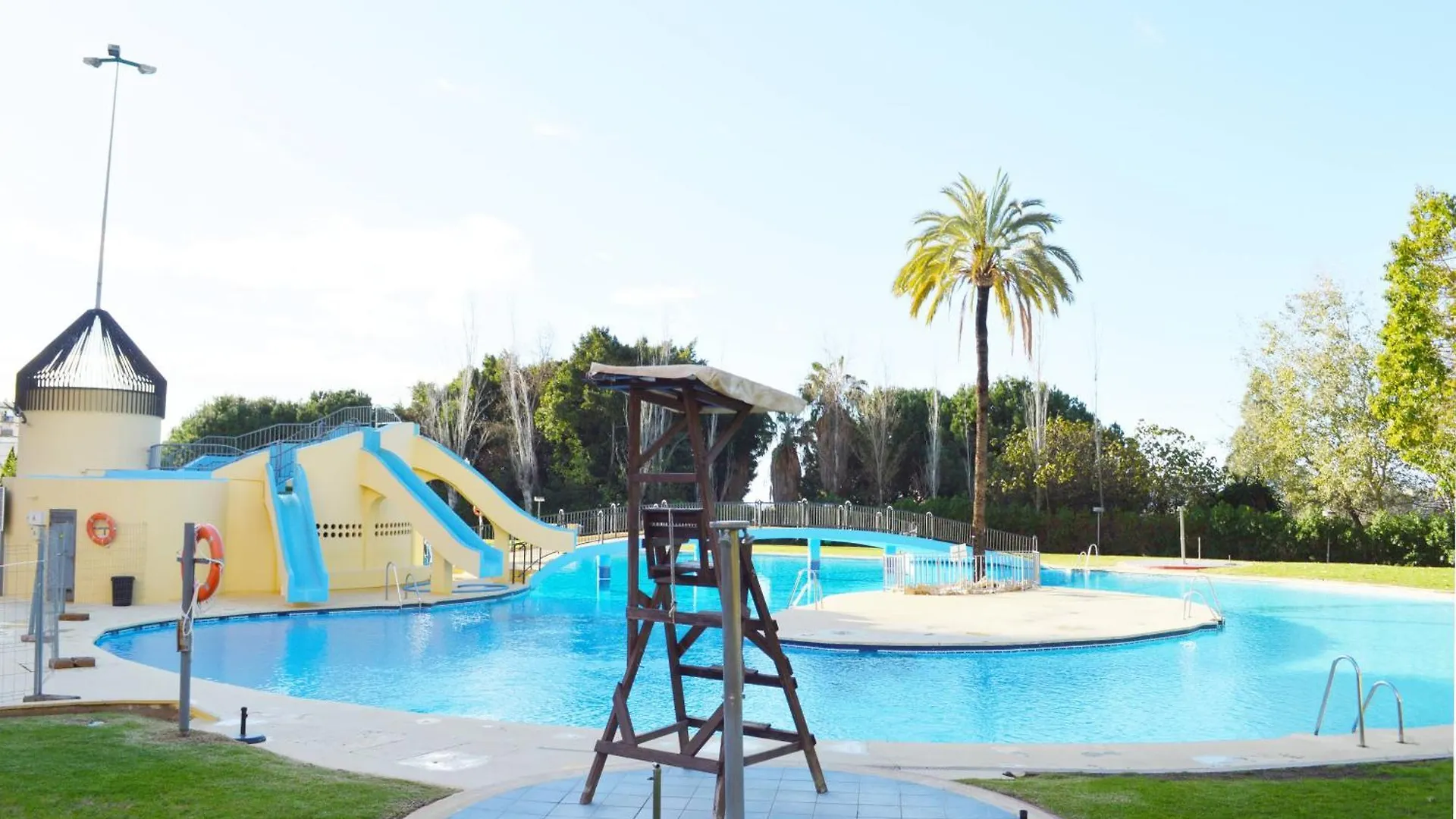 Apart With Swimming Pool Open All Year Benalmadena Spain
