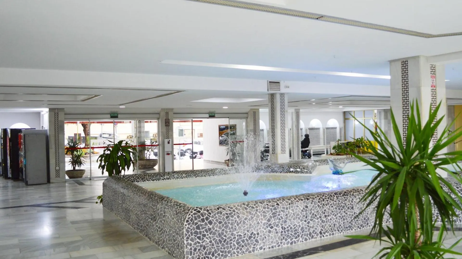 Apart With Swimming Pool Open All Year Benalmadena Spain