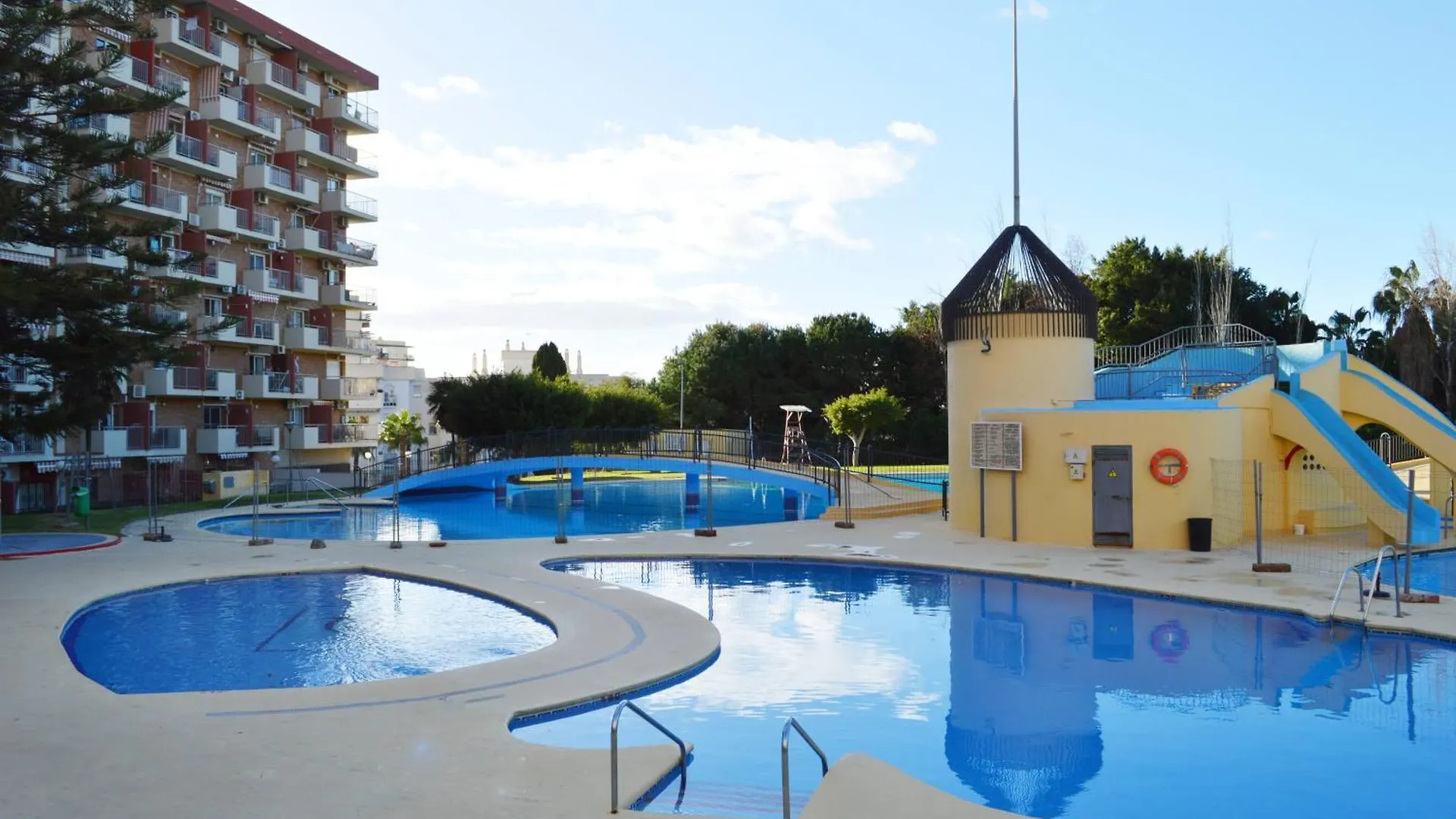 Apartment Apart With Swimming Pool Open All Year Benalmadena