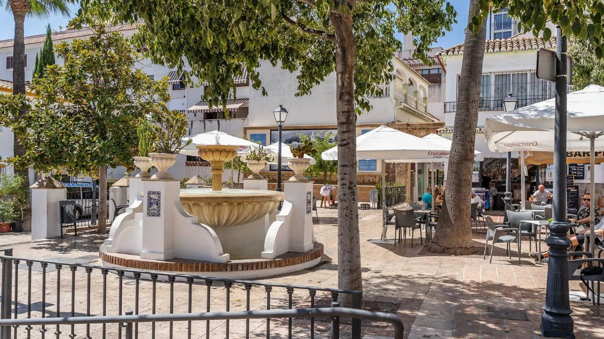 Apartment Apart With Swimming Pool Open All Year Benalmadena
