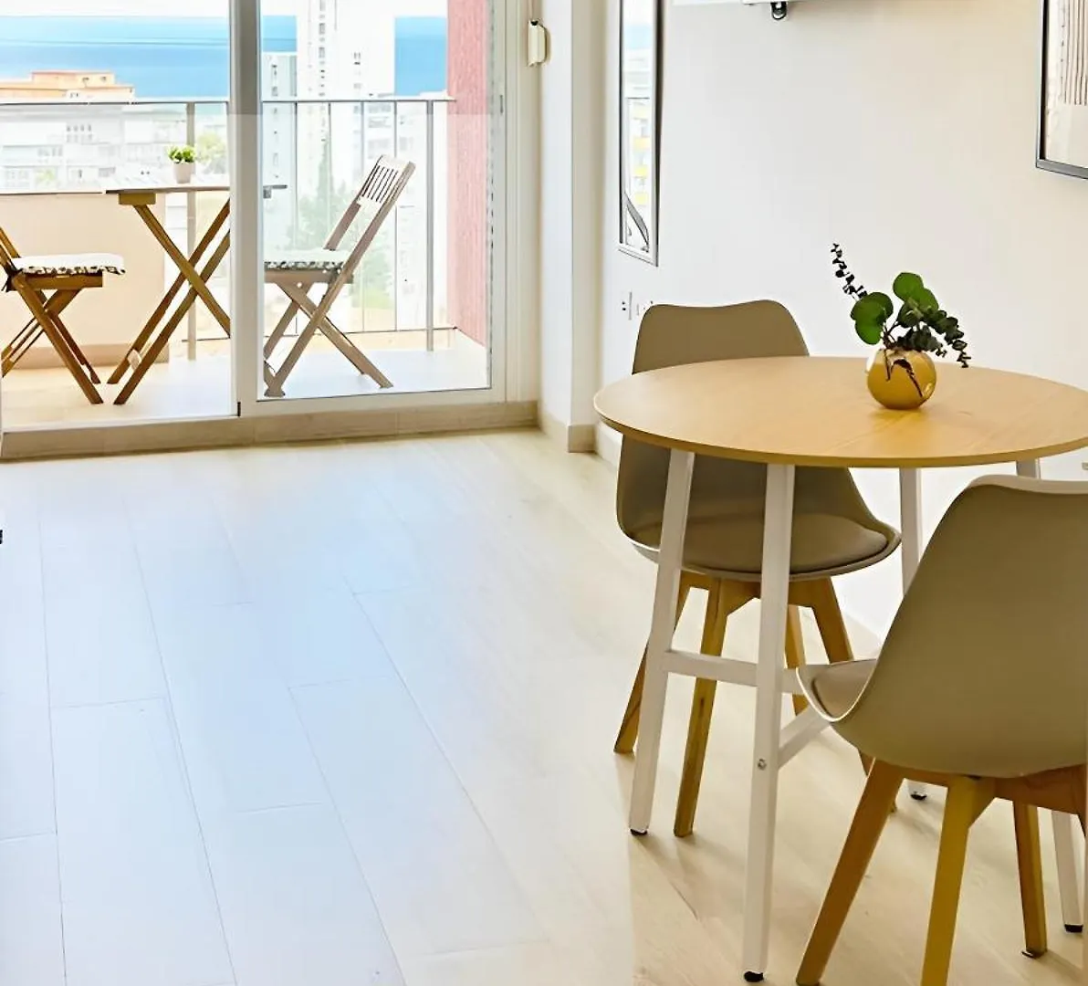Apart With Swimming Pool Open All Year Benalmadena
